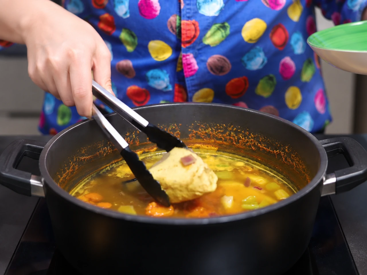 Paso 8 de Encebollado de Ecuador