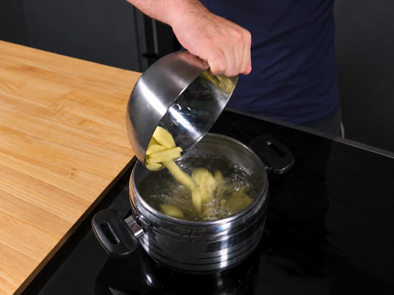 Paso 5 de Smažený Sýr con Patatas Fritas
