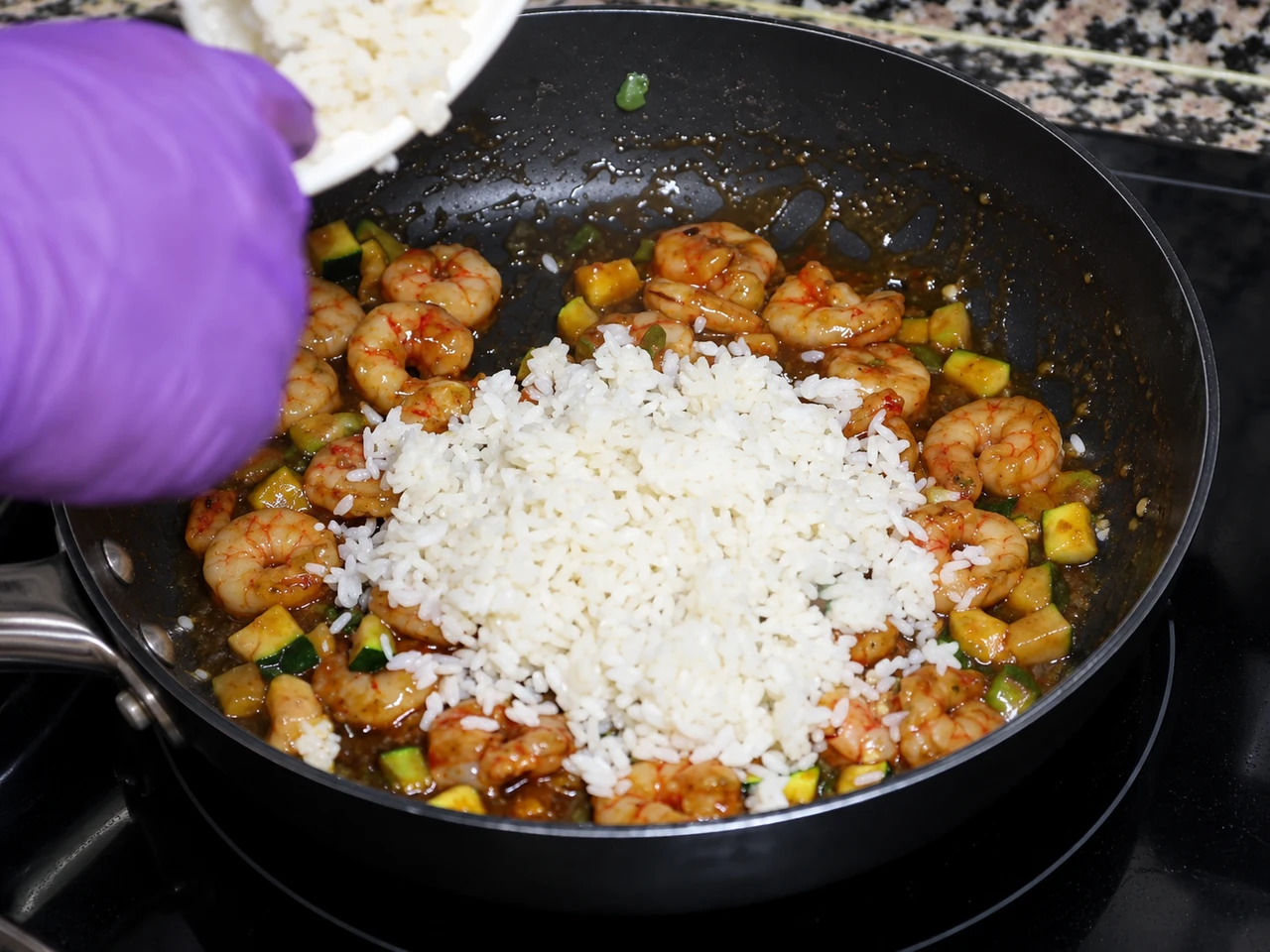 Paso 6 de Arroz con gambas