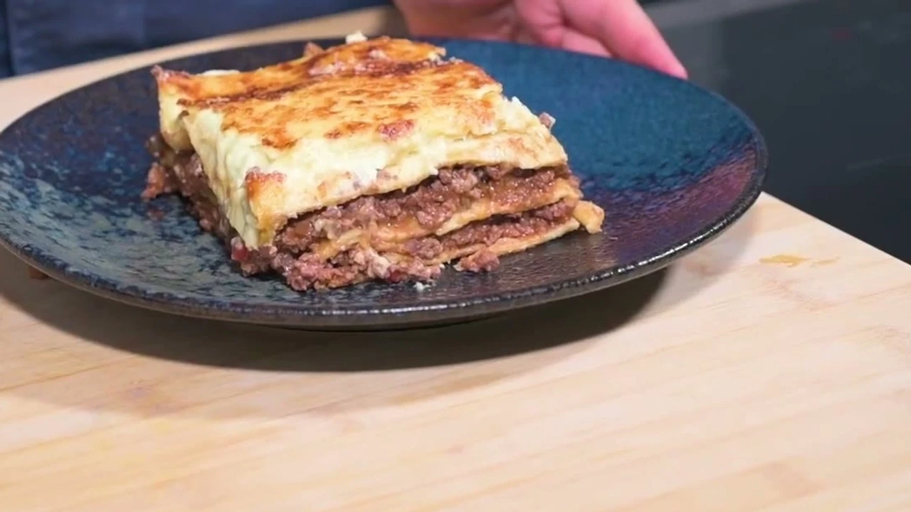 Lasaña casera con pasta fresca y bechamel